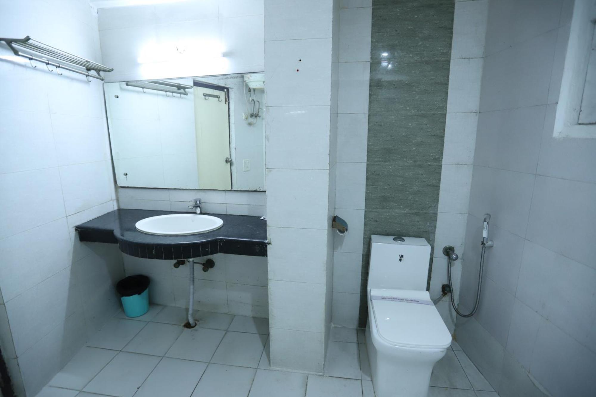 Airport Hotel Port View New Delhi Exterior foto