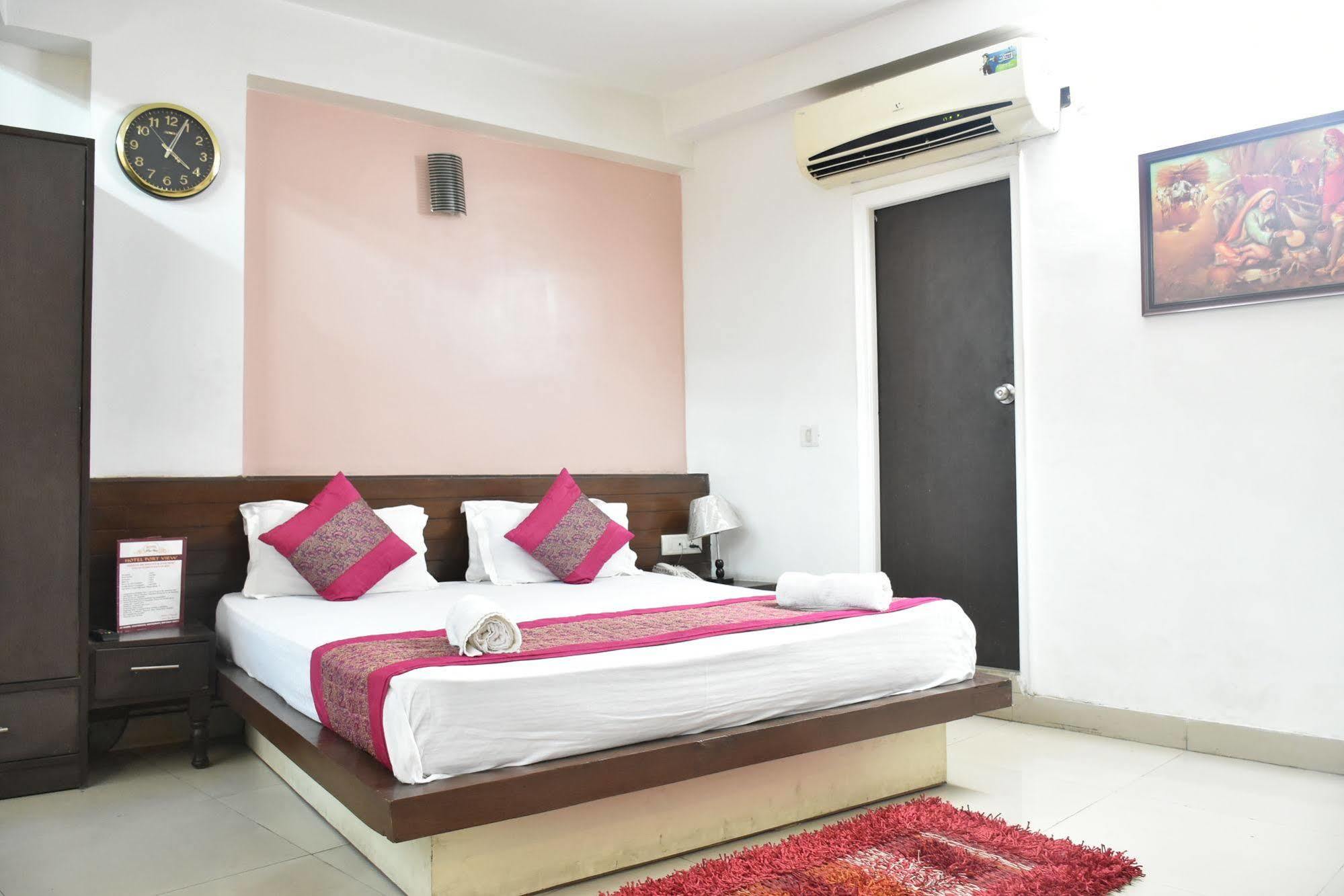 Airport Hotel Port View New Delhi Exterior foto